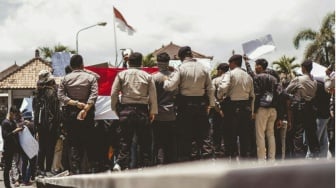 Tips Mengikuti Demo: Menyuarakan Pendapat Tanpa Mengorbankan Keselamatan