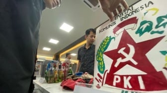 Simbol Palu Arit PKI Ditemukan di Kampus Unmul, Pihak Rektorat: Itu Peraga Pembelajaran