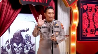 Profil Gamayel, Anggota Polisi yang Ajak Keluarga Demo