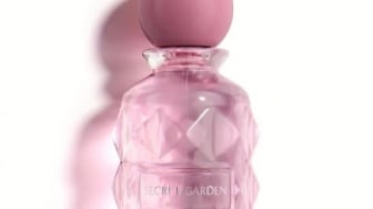 6 Rekomendasi Parfum untuk Oleh-oleh Umrah, Kualitas Premium Wangi Tahan Lama