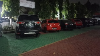 Jejak Pencucian Uang Terendus, KPK Sita 15 Mobil Milik Tersangka Satori