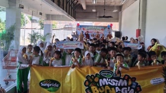 Pilih Buah Lokal: Cara Asik Tanamkan Kebiasaan Makan Sehat untuk Anak Sejak Dini