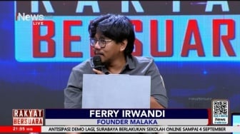 Buat Narsum Lain Terdiam, Ferry Irwandi Bongkar Siapa Dalang Demo Anarkis dengan Mudah
