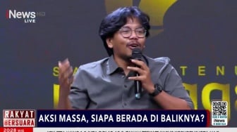 Dalang Kerusuhan Terlacak 5 Menit? Ferry Irwandi Klaim Bukti Digital Ada di TikTok dan Google