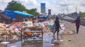 Sampah Menumpuk Kembali di Pekanbaru, Begini Kata Dinas Kebersihan