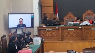 Sidang Ditunda, Nikita Mirzani Minta Maaf ke Majelis Hakim: Saya Kurang Sehat, karena Sakit Gigi