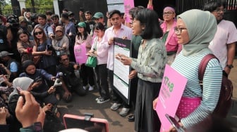 17+8 Tuntutan Rakyat Dikabulkan! Yusril Pastikan Pemerintah Dengar Suara Anda