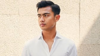Di Tengah Kabar Rujuk dengan Azizah Salsha, Pratama Arhan Genit ke Putri Azzralea?