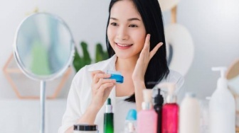 6 Rekomendasi Skincare Sariayu untuk Flek Hitam dengan Formula Berkualitas