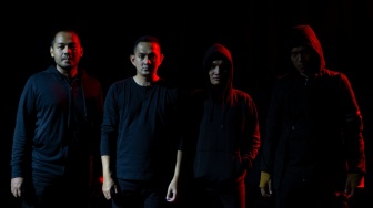 Band Zima Rilis "Muda dan Tak Berguna", Hadirkan Soundtrack Horor untuk Film Rest Area