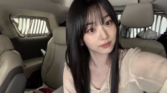 Daily Outfit Kang Mi Na: 4 Padu Padan Gaya Chic yang Catchy Abis!