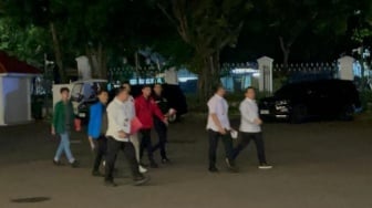 Irit Bicara Hingga Lari Tergesa, Apa Aspirasi yang Mahasiswa Bawa ke Istana?