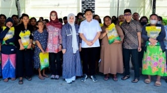 Fatmawati Rusdi Pimpin Aksi Jumat Berkah Pasca Kebakaran Gedung DPRD Sulsel