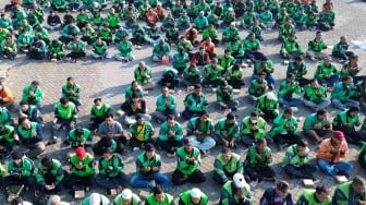 Doa Bersama Ratusan Driver Ojol di Sidoarjo