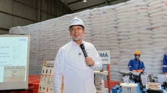 Pastikan Kualitas Terjaga untuk Masyarakat, Dirut Bulog Tinjau Pemeliharaan Gudang & Beras di Sunter
