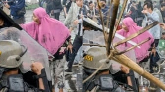 Polemik Bu Ana, Brave Pink, dan Simbol yang Mengalahkan Substansi