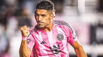 Luis Suarez Kambuh Lagi! Dihukum Berat Gara-Gara Ludahi Pelatih Lawan