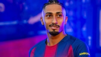 Pemain Bercelona Ungkap Dugaan Rasisme Karyawan Disneyland Terhadap Anaknya