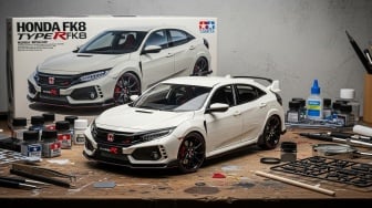 Rumus Bikin Mobil Kesayangan Jadi Miniatur Ala Tamiya Cuma 5 Menit, Intip Caranya Modal Gemini AI