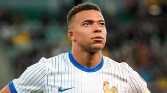 Kylian Mbappe Samai Rekor Henry, Selangkah Lagi Lewati Rekor Rekan Calvin Verdonk