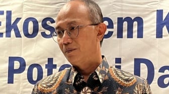 Efek Sri Mulyani Bikin IHSG Anjlok 1,28 Persen, Kadin Jatim: Kepercayaan Investor Harus Dijaga!