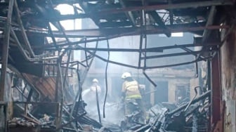 Kerugian Ditaksir Rp1,2 Miliar, Kebakaran Hebat Food Court di Fatmawati karena Apa?