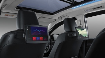 5 SUV Paling Laris Akhir 2025: Dari Hybrid Canggih Sampai Harganya 200 Jutaan