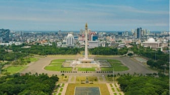 Jelang Hari Buruh, Jukir Liar dan PKL di Monas Jadi Target Penertiban