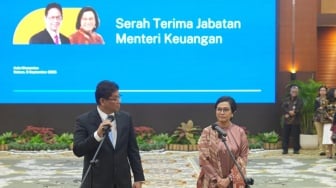 Resmi Gantikan Sri Mulyani, Menkeu Purbaya Beri Pujian Setinggi Langit