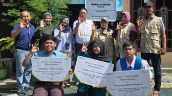 Peduli Pendidikan Rakyat, Pegadaian Berikan Beasiswa Bagi Pengelola Bank Sampah di Seluruh Indonesia