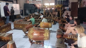 Gamelan Jawa Pikat Musisi Belanda, Belajar Kilat 3 Jam di Sanggar Semarang