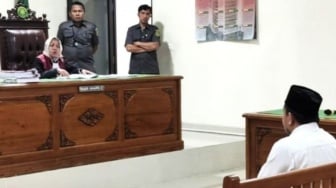 Eks Kepala Perpustakaan UIN Alauddin Makassar Divonis 7 Tahun Kasus Uang Palsu