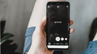 Hijau Jadi Tempat Aman: Kenapa Gen Z Lebih Nyaman Cerita di Close Friend?