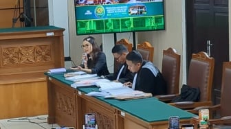 Sidang Nikita Mirzani Memanas: Saksi Daviena Skincare Bikin Geram!