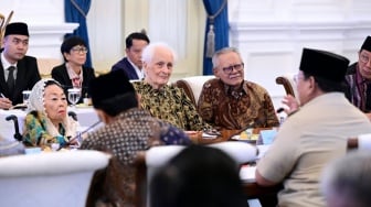 DPR 'Angkat Tangan', Sarankan Presiden Prabowo Pimpin Langsung Reformasi Polri