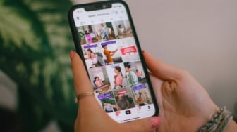 Standar Hidup Ala TikTok: Keren di Luar, Capek di Dalam?