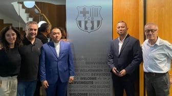 Puyol hingga Figo Tetap ke Jakarta meski Laga Barcelona vs Real Madrid Legends Ditunda