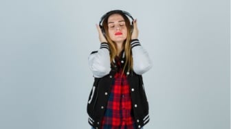 Playlist Mellow yang Bikin Tenang Meski Lagi Enggak Sedih