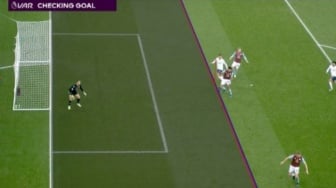 Penyerang Happy Berkat Aturan Offside Baru Usulan Arsene Wenger, Ini Bedanya