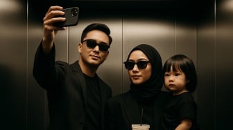 Trik Buat Foto Keluarga di Lift Pakai Chat GPT yang Viral, Prompt Bisa Langsung Dipakai