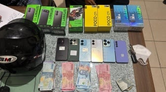 Gunakan NMAX Putih, Penipu Gasak Belasan Ponsel dari Toko di Kukar