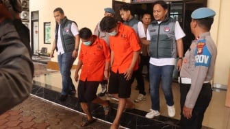 Demi Upah Rp200 Ribu, Dua Pria Nekat Simpan 53 Kg Ganja Aceh di Kontrakan Jakarta Timur