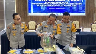 Dari Molotov Sampai Dispenser Jarahan, Jadi Barang Bukti Polisi Tangkap 16 Perusuh Demo Jakarta