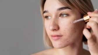 4 Serum Cysteamine Kaya Antioksidan, Bikin Wajah Cerah dan Atasi Dark Spot!