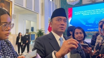 'Kursi Panas' Menteri BUMN Kosong Ditinggal Erick Thohir, Wamen OTW Jadi Plt?