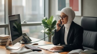 Prompt Edit Foto AI Jadi Profesi, Ubah Fotomu Jadi CEO Hingga Pengacara!