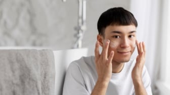 Rekomendasi Paket Skincare Pria: Dari Anti Jerawat hingga Mencerahkan Kulit Kusam