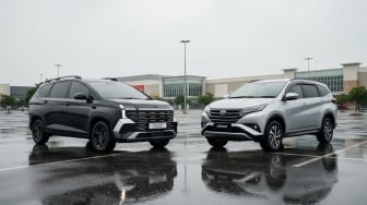Komparasi Toyota Rush dan Hyundai Stargazer Cartenz X: Pilih Bandel atau Nyaman?
