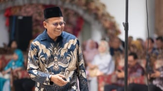 Pendidikan Cak Arlan: Wali Kota Prabumulih yang Punya 4 Istri, Kini Viral Copot Kepsek