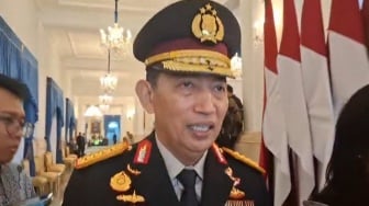 Anggotanya Disebut Brutal Hingga Pakai Gas Air Mata Kedaluarsa Saat Tangani Demo, Apa Kata Kapolri?